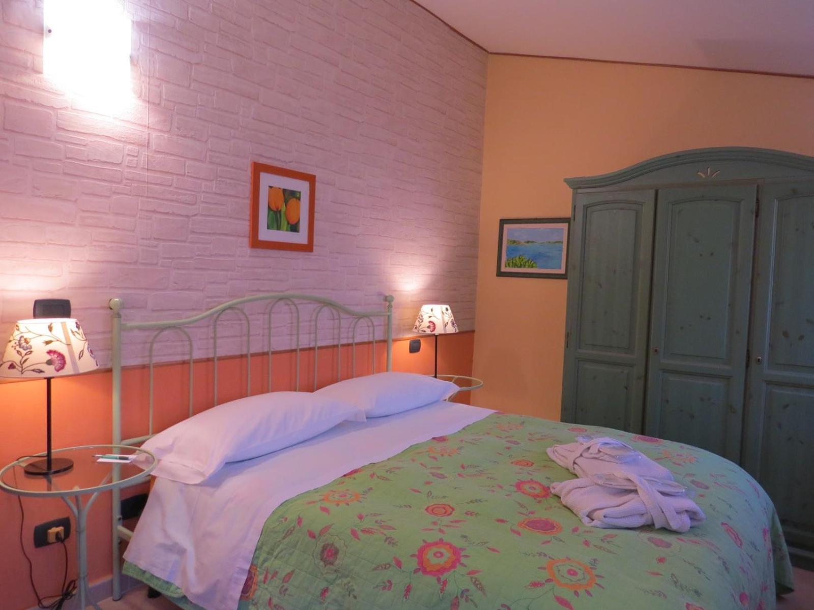 B&B Dei Doria & Suite Dolceacqua Eksteriør bilde