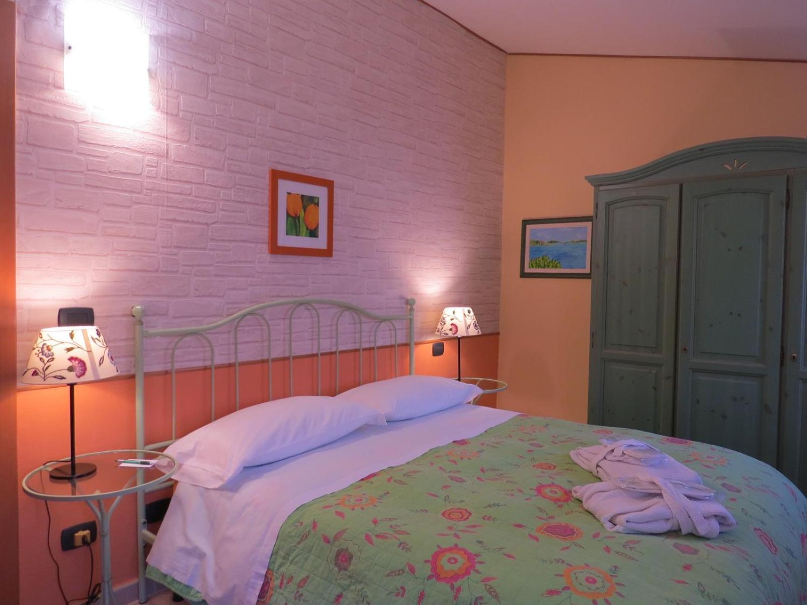 B&B Dei Doria & Suite Dolceacqua Eksteriør bilde
