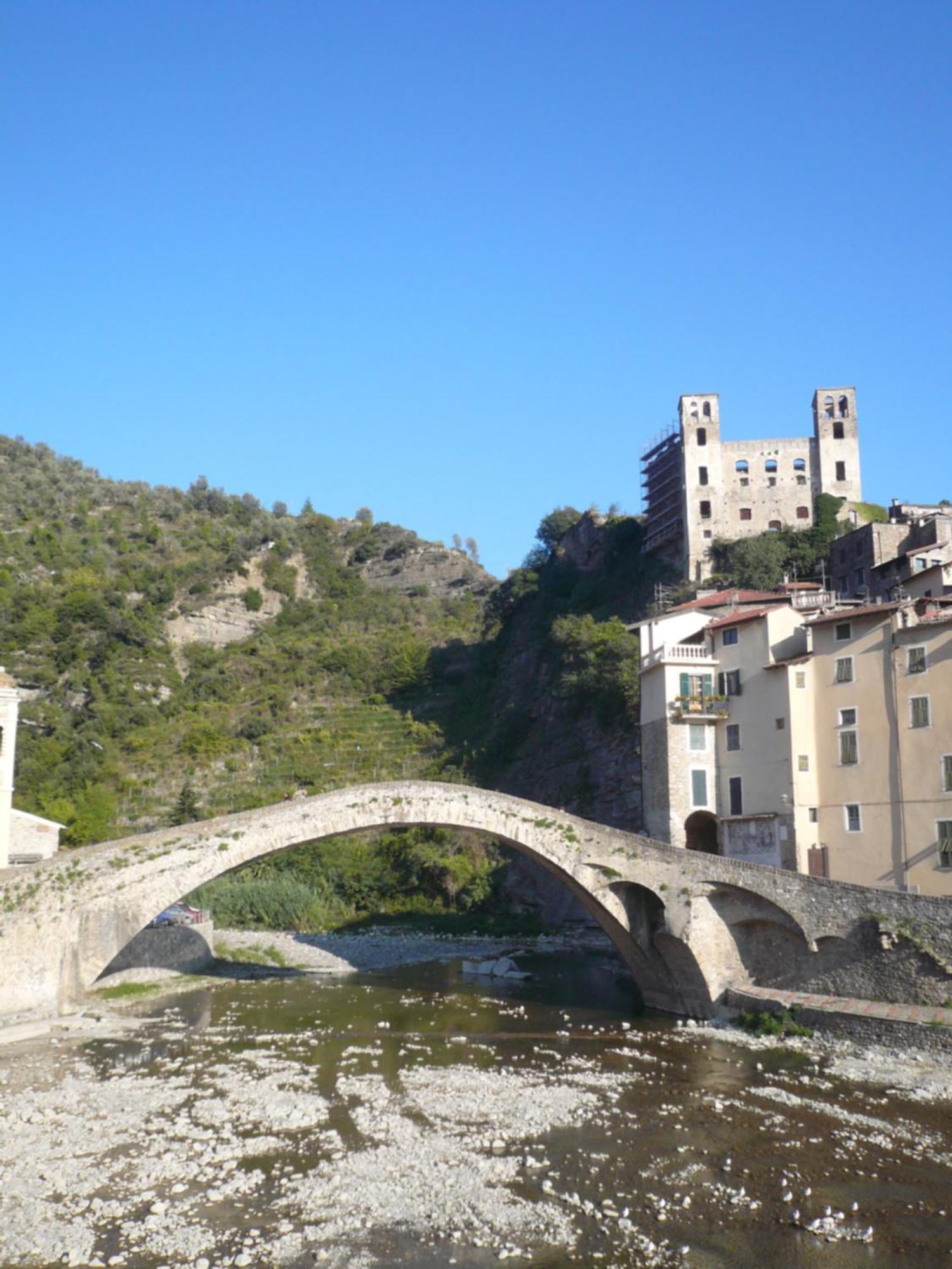 B&B Dei Doria & Suite Dolceacqua Eksteriør bilde